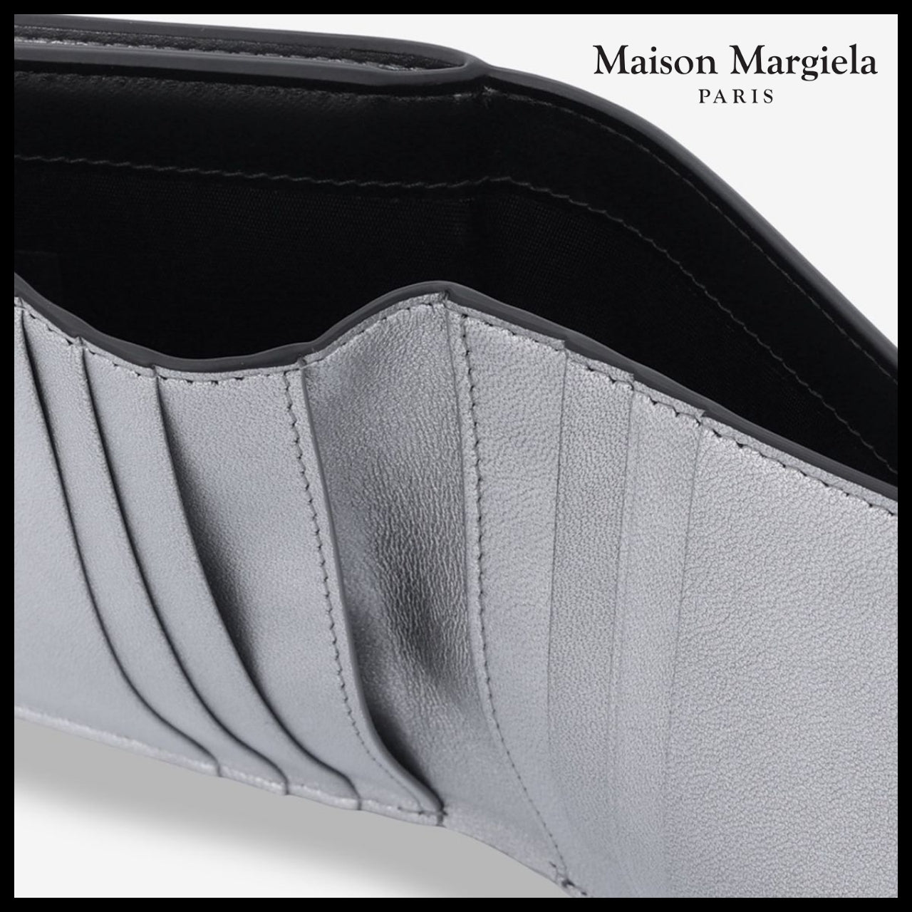 【Maison Margiela】Logo Flip Flap Bi Fold Wallet Black