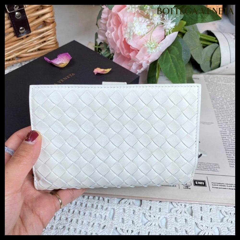 【BOTTEGAVENETA】Intrecciato Zip Coin Medium Wallet