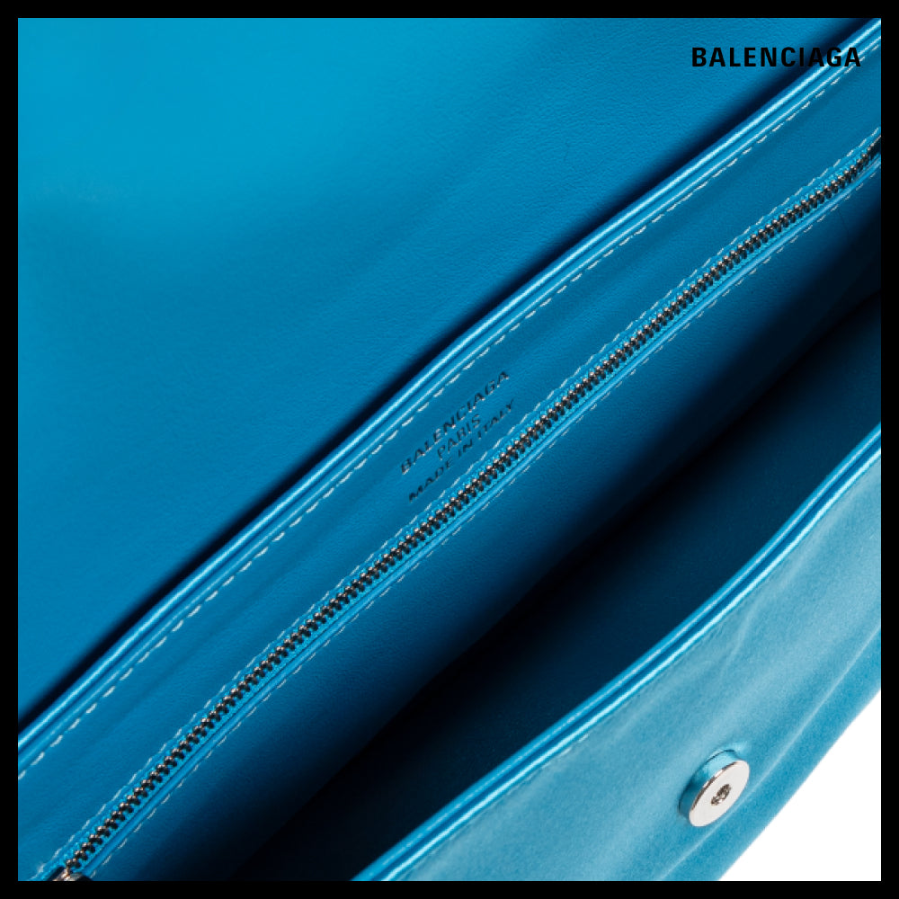★BALENCIAGAアウトレット セール ★Leopolda Pochette Blue