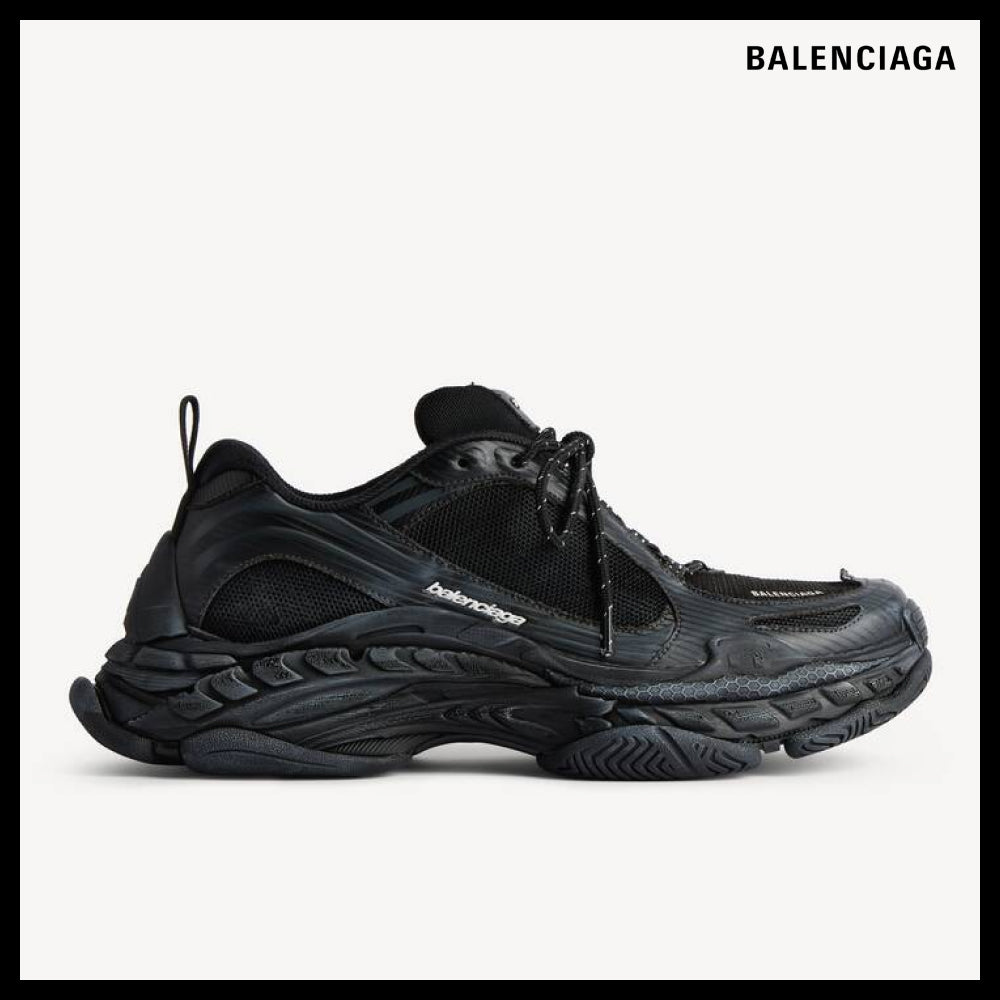 【BALENCIAGA】Triple S2 Sneakers Black Dark Grey