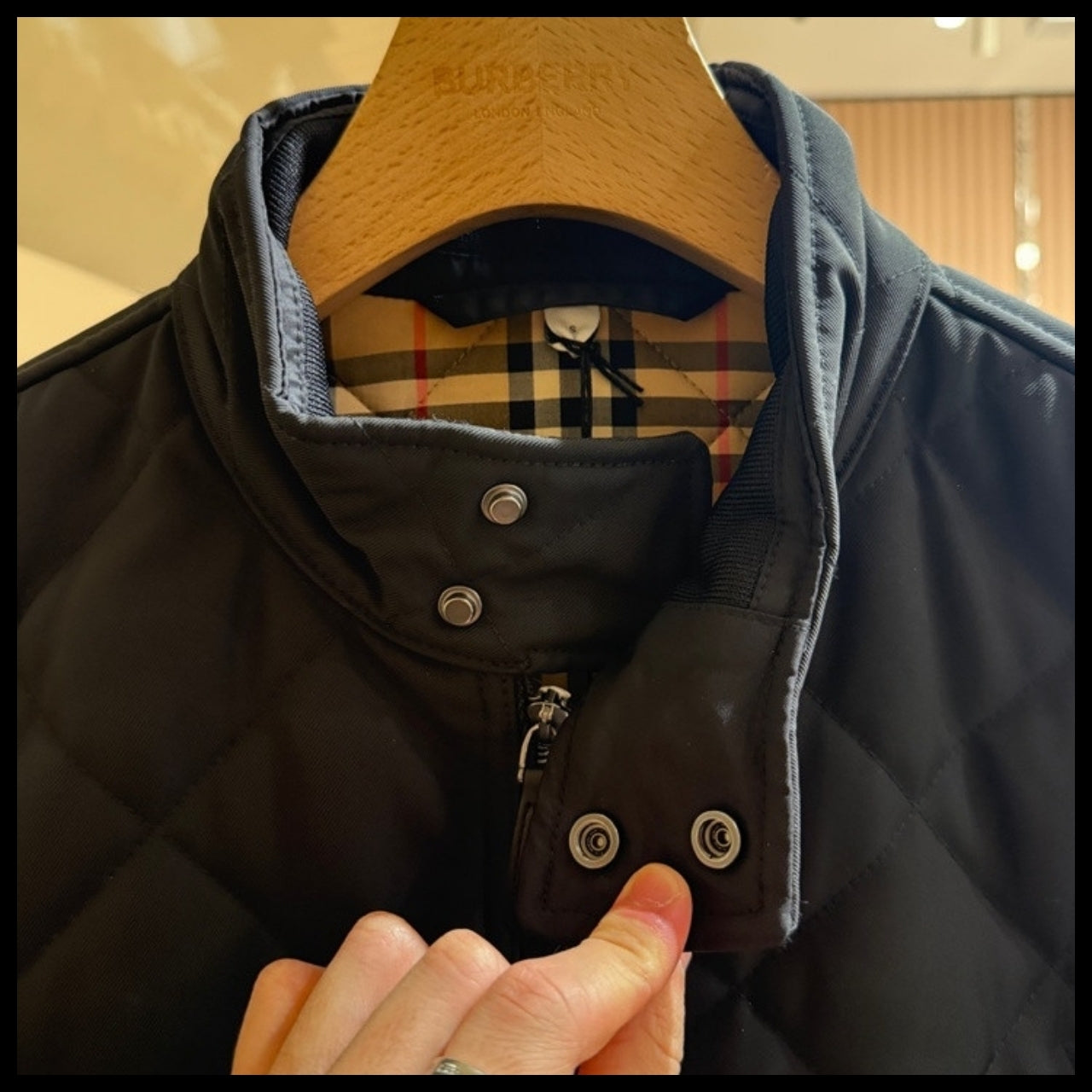 【Burberry】RADLEY Diamond Quilted Jacket Black