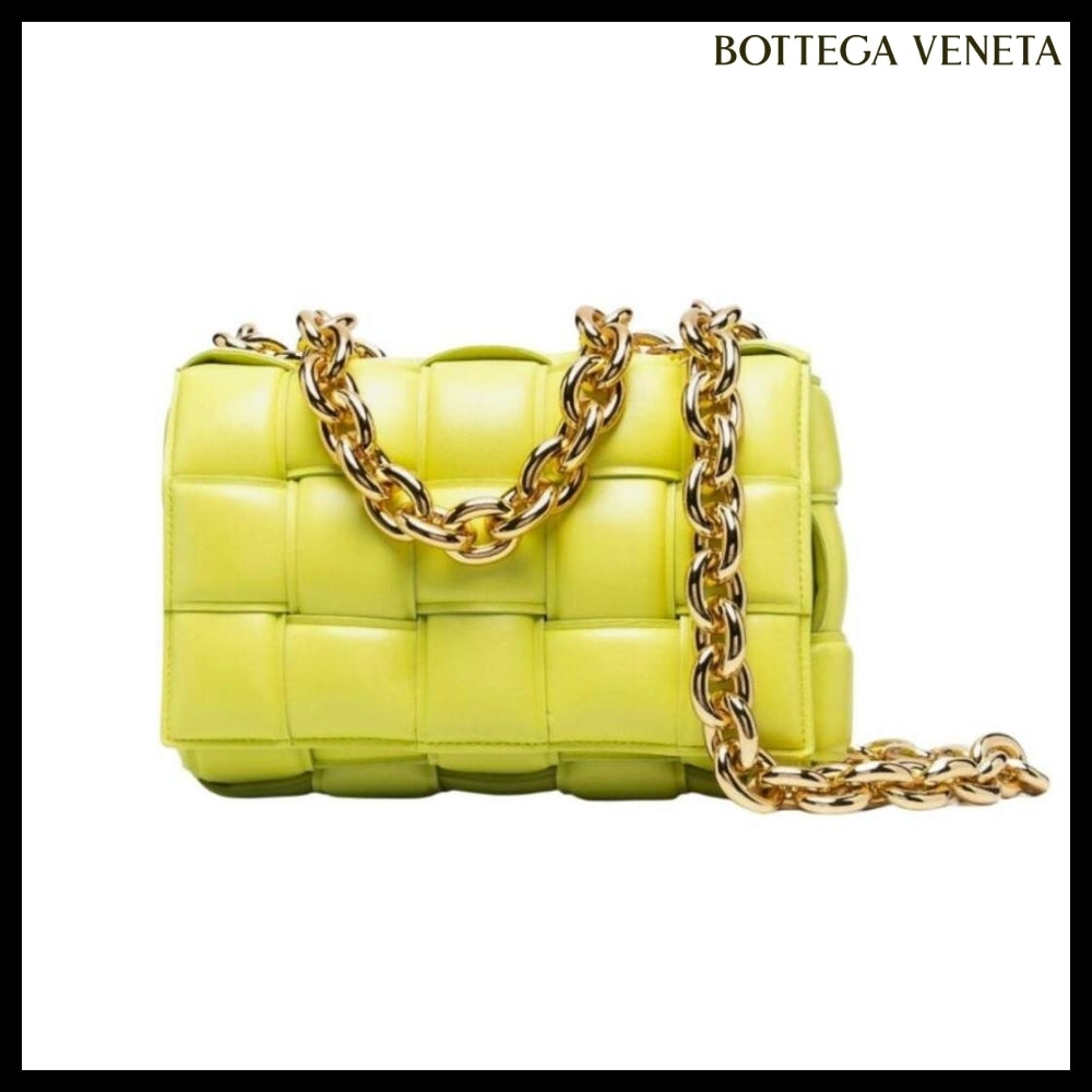 【BOTTEGA VENETA】Padded Leather Chain Cassette Bag Seagrass
