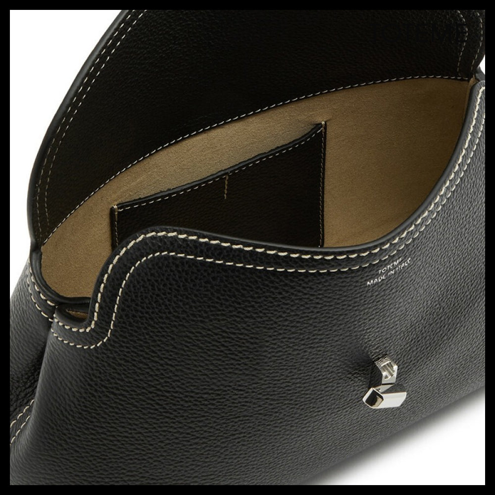 ◆TOTEME◆T-LOCK CLUTCH BLACK GRAIN