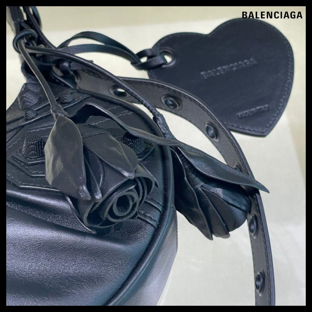 【正規品】BALENCIAGA Lambskin Le Cagole Rose Detail XS Hobo