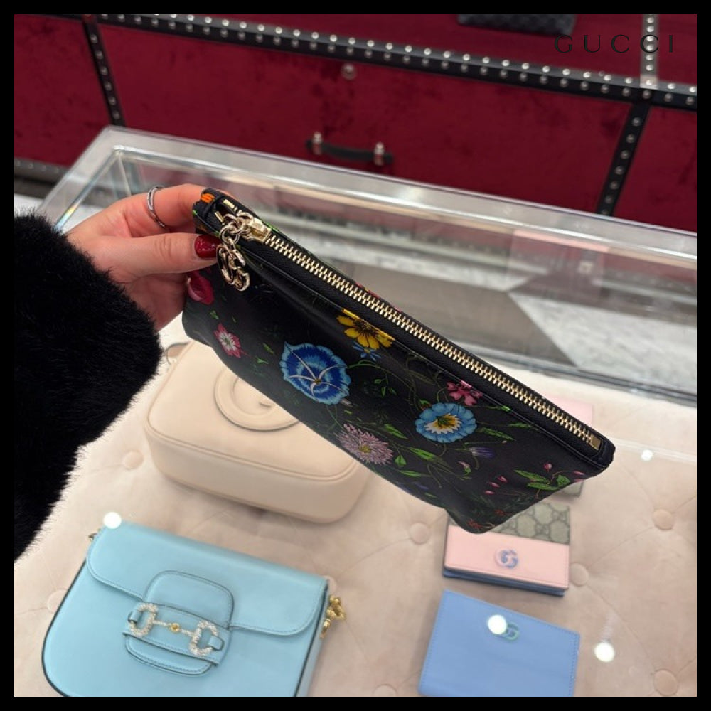 【GUCCI】GG Marmont Flora Print Small Pouch Black Multi