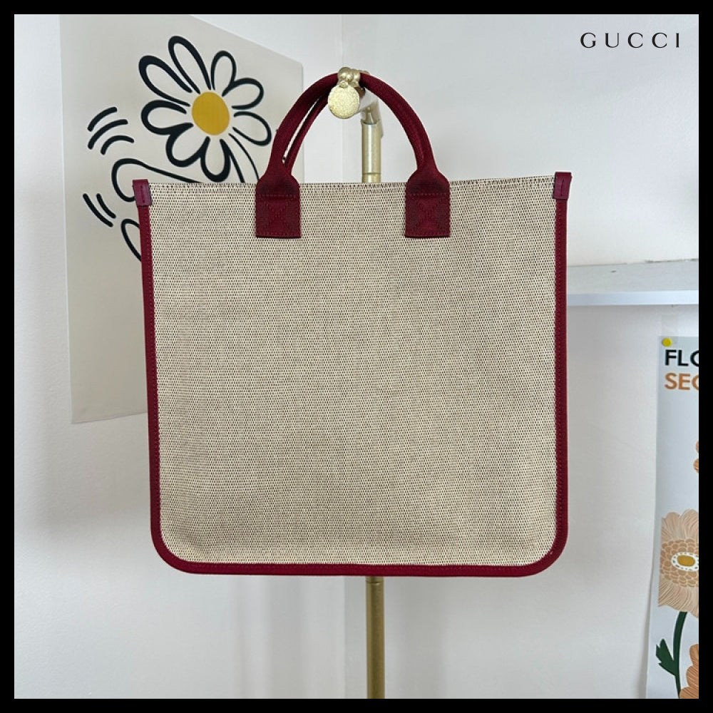 【GUCCI × OSHKOSH 】ロゴ スクエア トートバッグ