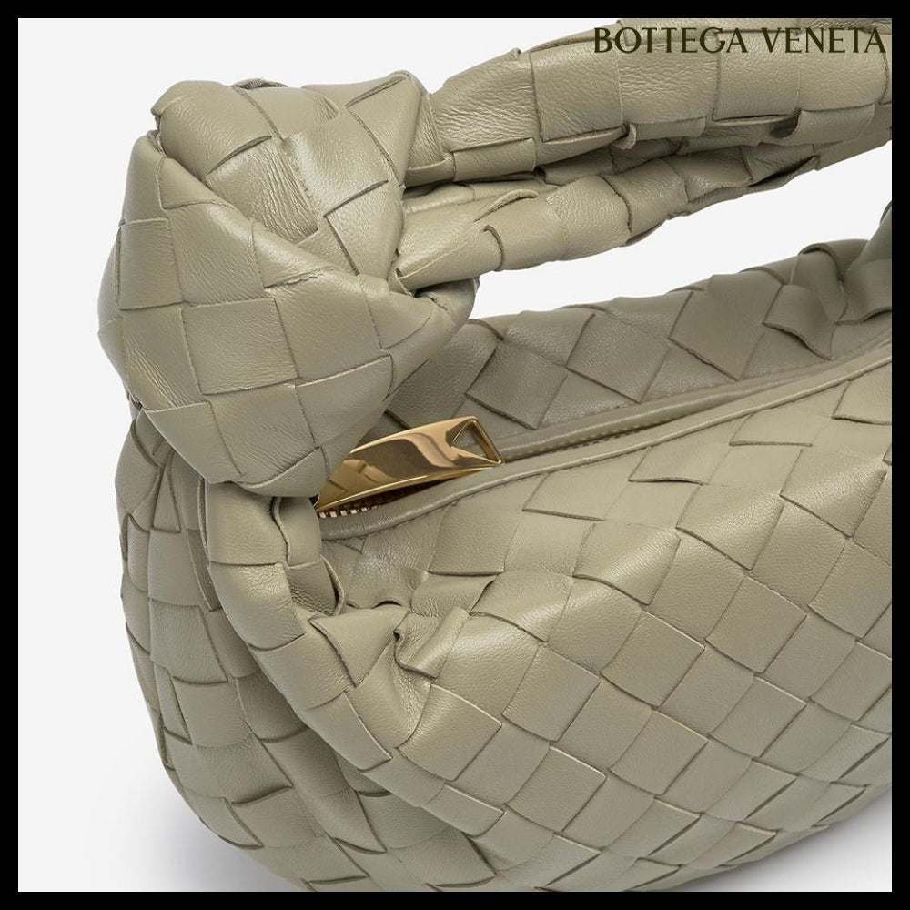 【BOTTEGA VENETA】Jodie Shoulder Bag Travertine