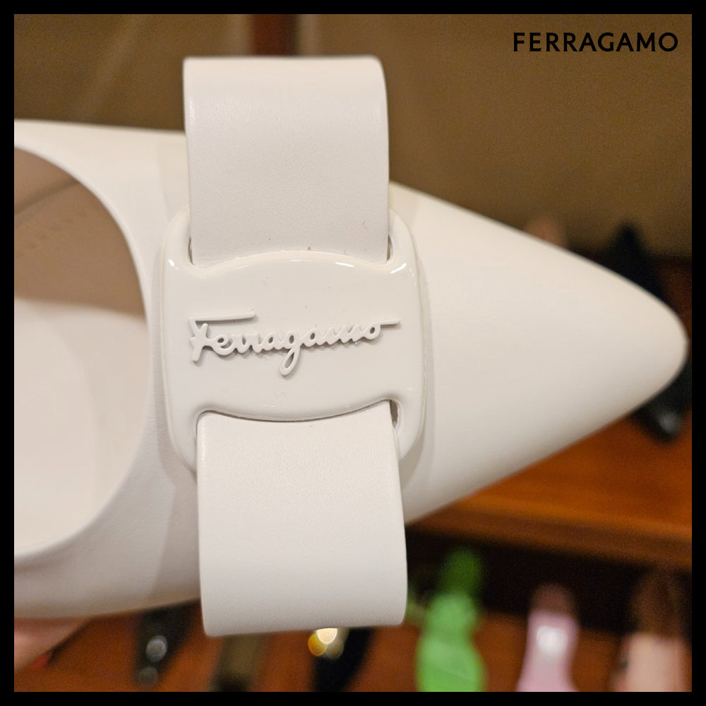【Ferragamo】VIVA NEW ballerina flat shoes white