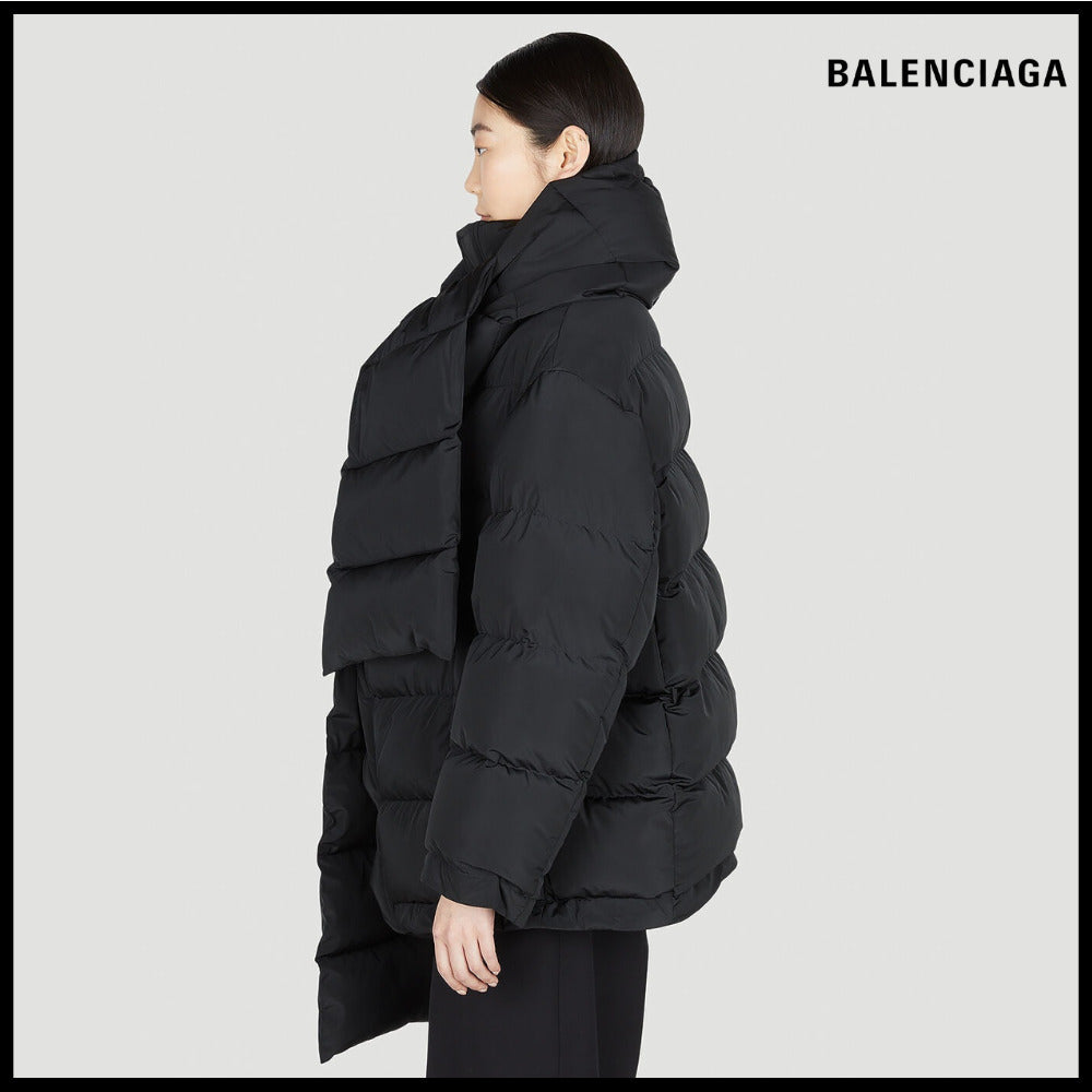 【BALENCIAGA】Swing Puffer Jacket Black