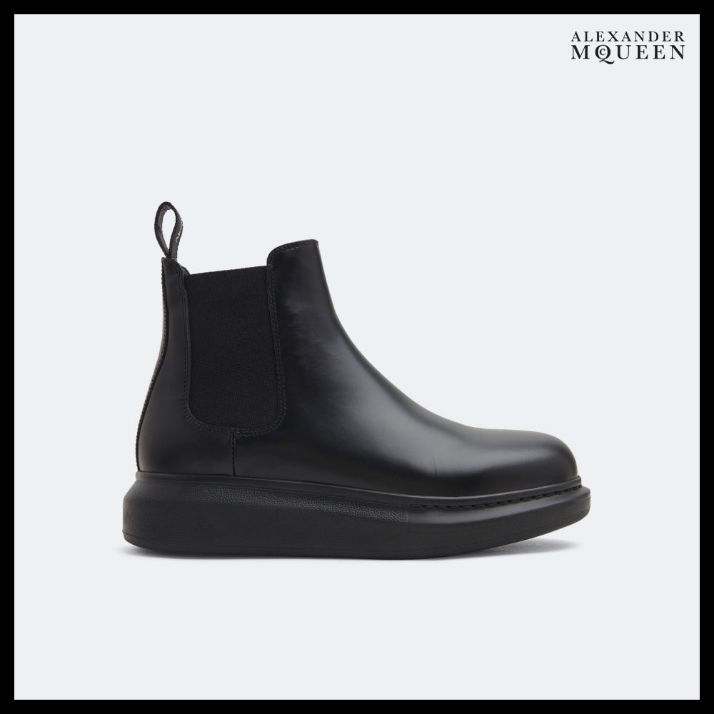 【Alexander Mcqueen】Hybrid Chelsea Boots in All Black