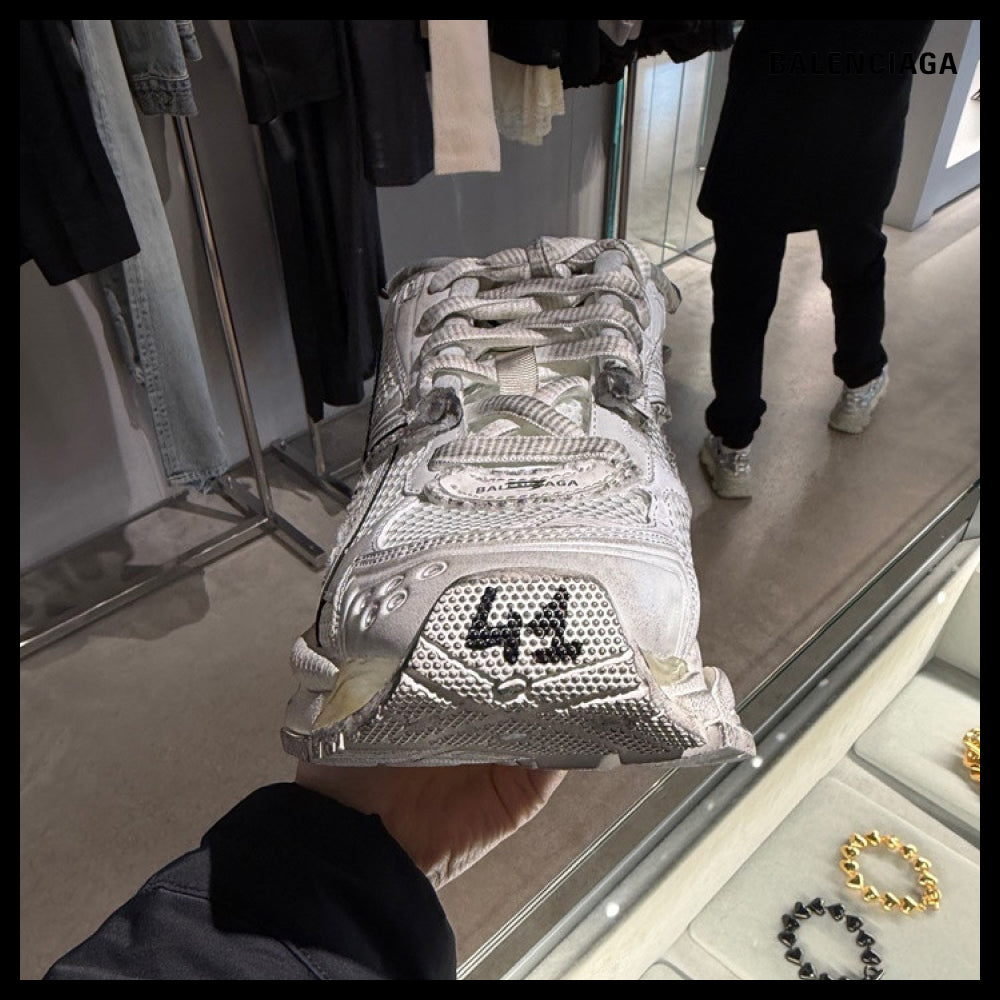 ★BALENCIAGAアウトレット セール ★Runner Sneaker