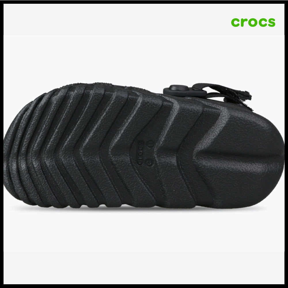 【CROCS】Black Unisex Clog Sandals