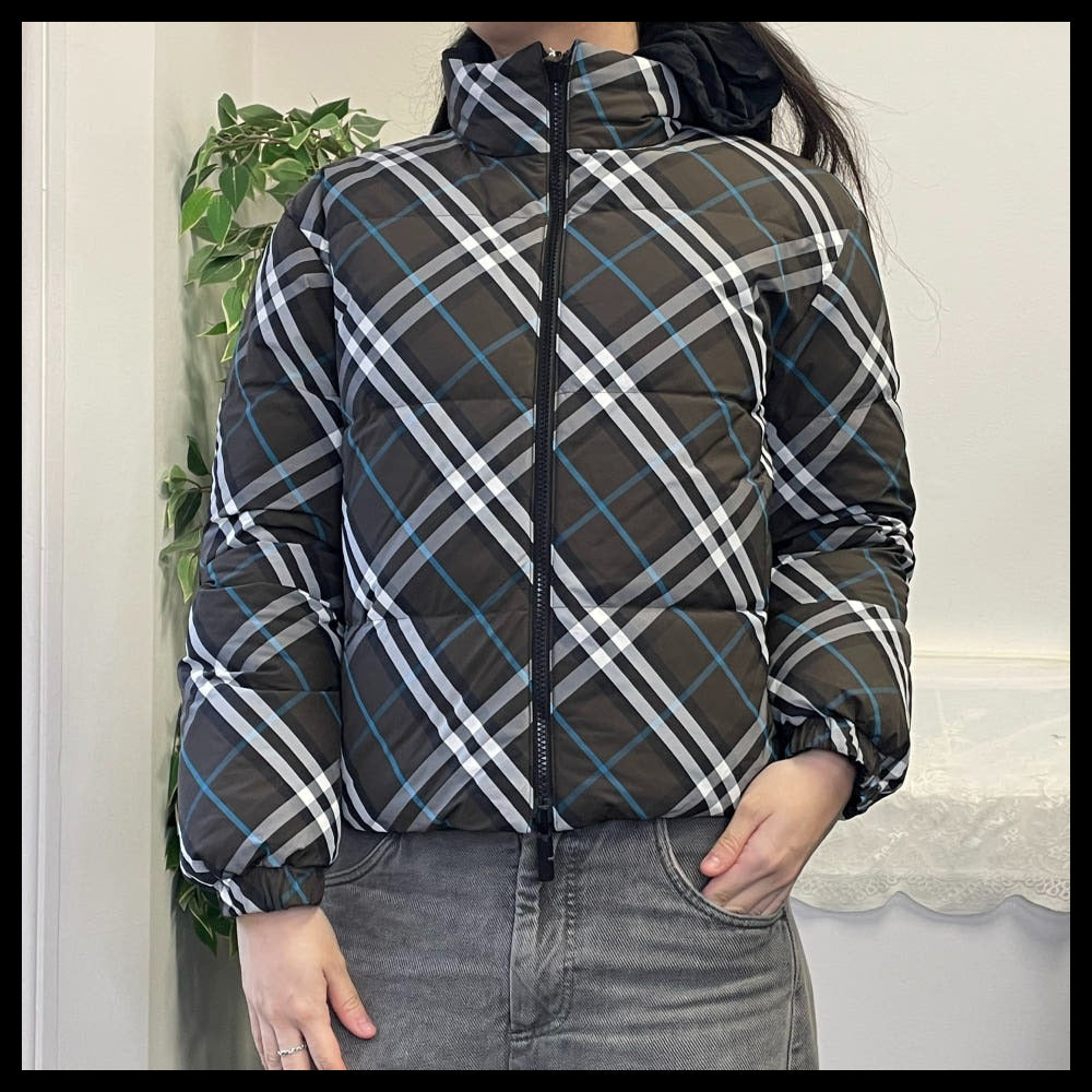 【Burberry】Women’s Check Reversible Goose Down Padded
