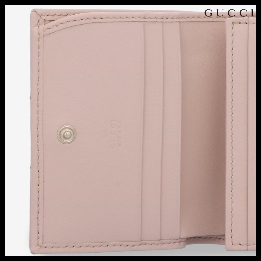 【GUCCI】GG Marmont Matelasse Flap Card Holder Light Pink