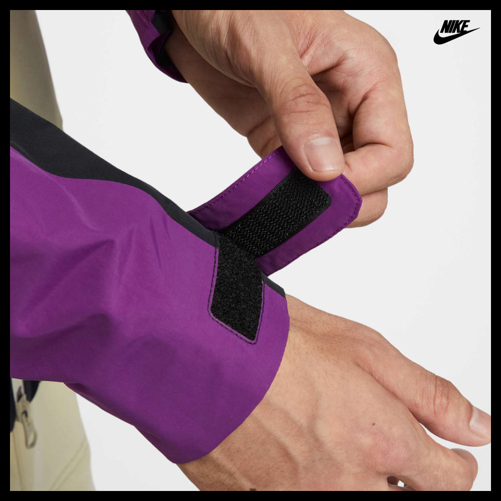 【NIKE】ACG Morpho Storm-Fit ADV Rain Jacket M Bold Berry