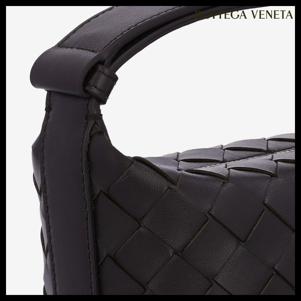 【BOTTEGA VENETA】スモールキャンディウィリスショルダーバッグ