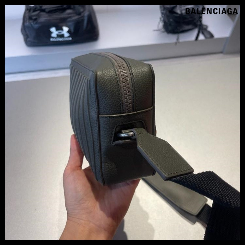 【BALENCIAGA】Ca Grain Calf Camera Bag Khaki