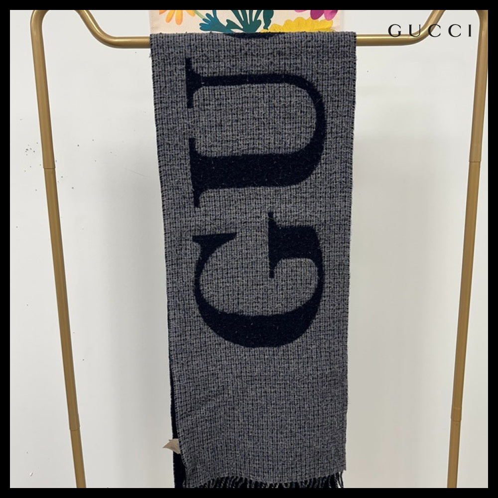 【GUCCI】Logo Jacquard Reversible Wool Blend Scarf Navy Grey