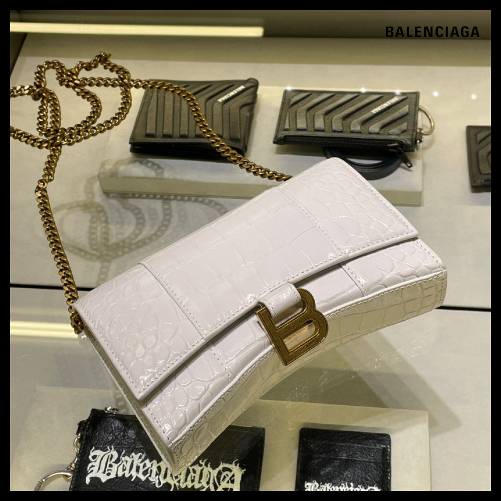 ★BALENCIAGAアウトレットセール★Wallet Chain Crossbody Bag