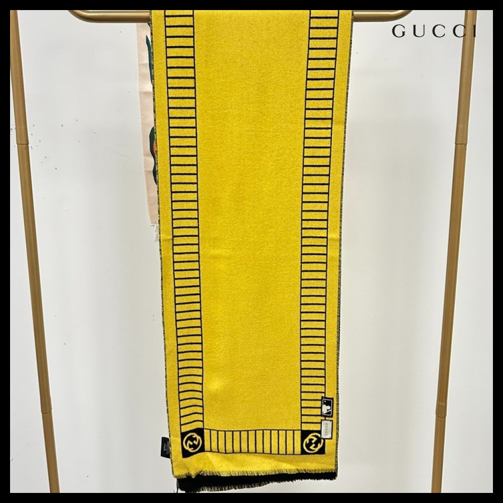 【GUCCI】X MLB Pittsburgh Embroidered Reversible Wool Scarf