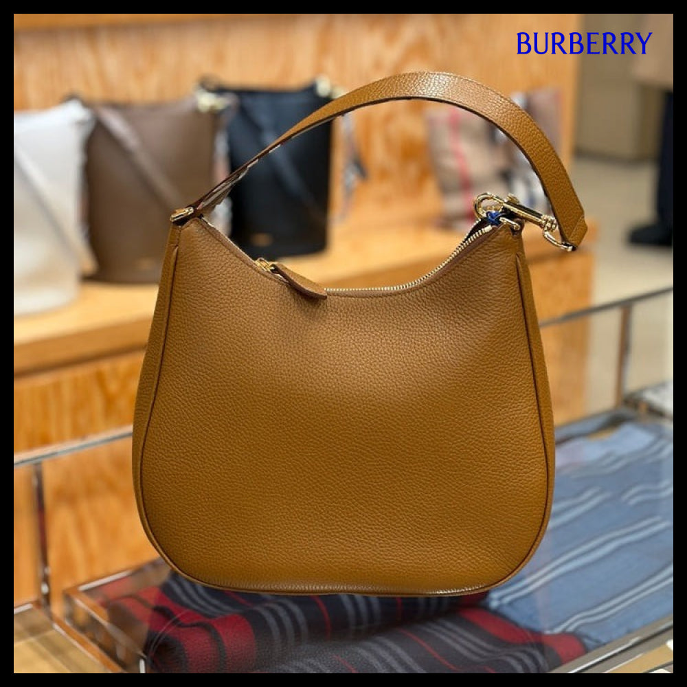【Burberry】Grain Leather Hobo Shoulder Bag Tawny Brown