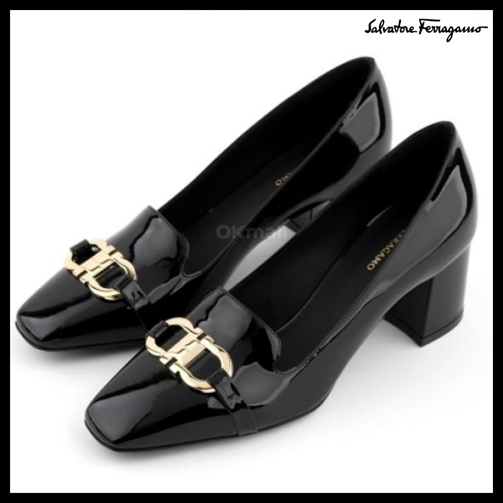 【Salvatore Ferragamo】769257 01F929 Gancini Ornament Pumps