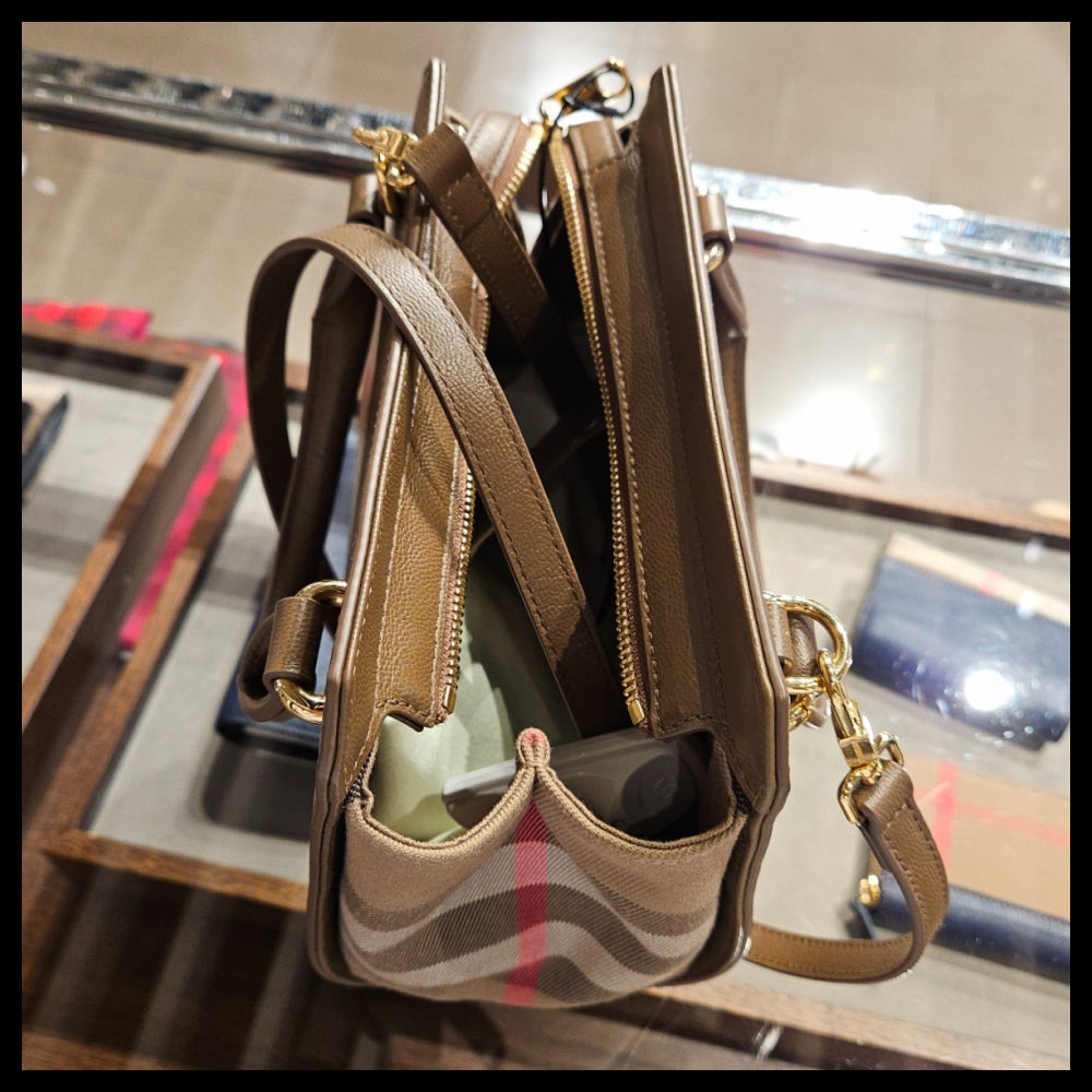 【BURBERRY】BANWELL house check mini tote bag earth
