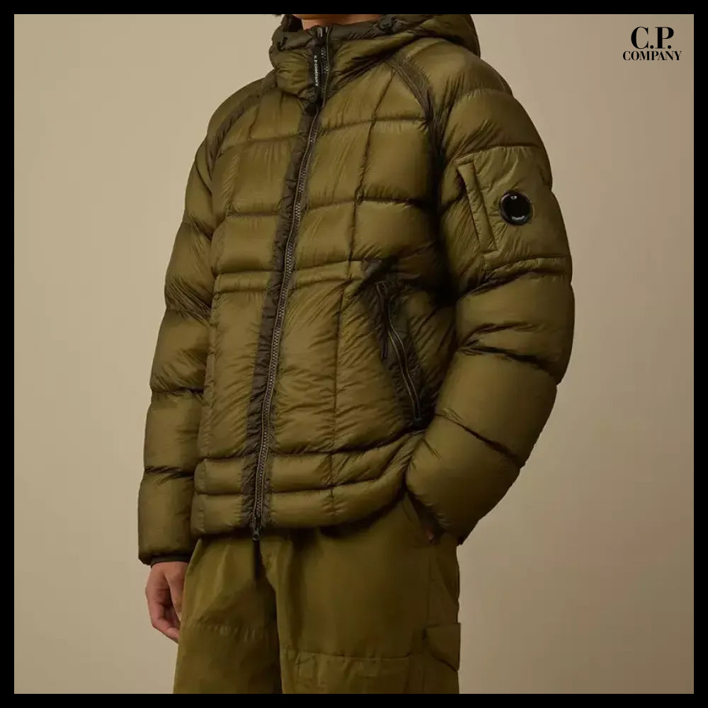 【C.P. Company】D.D. Shell Hooded Down Jacket 652