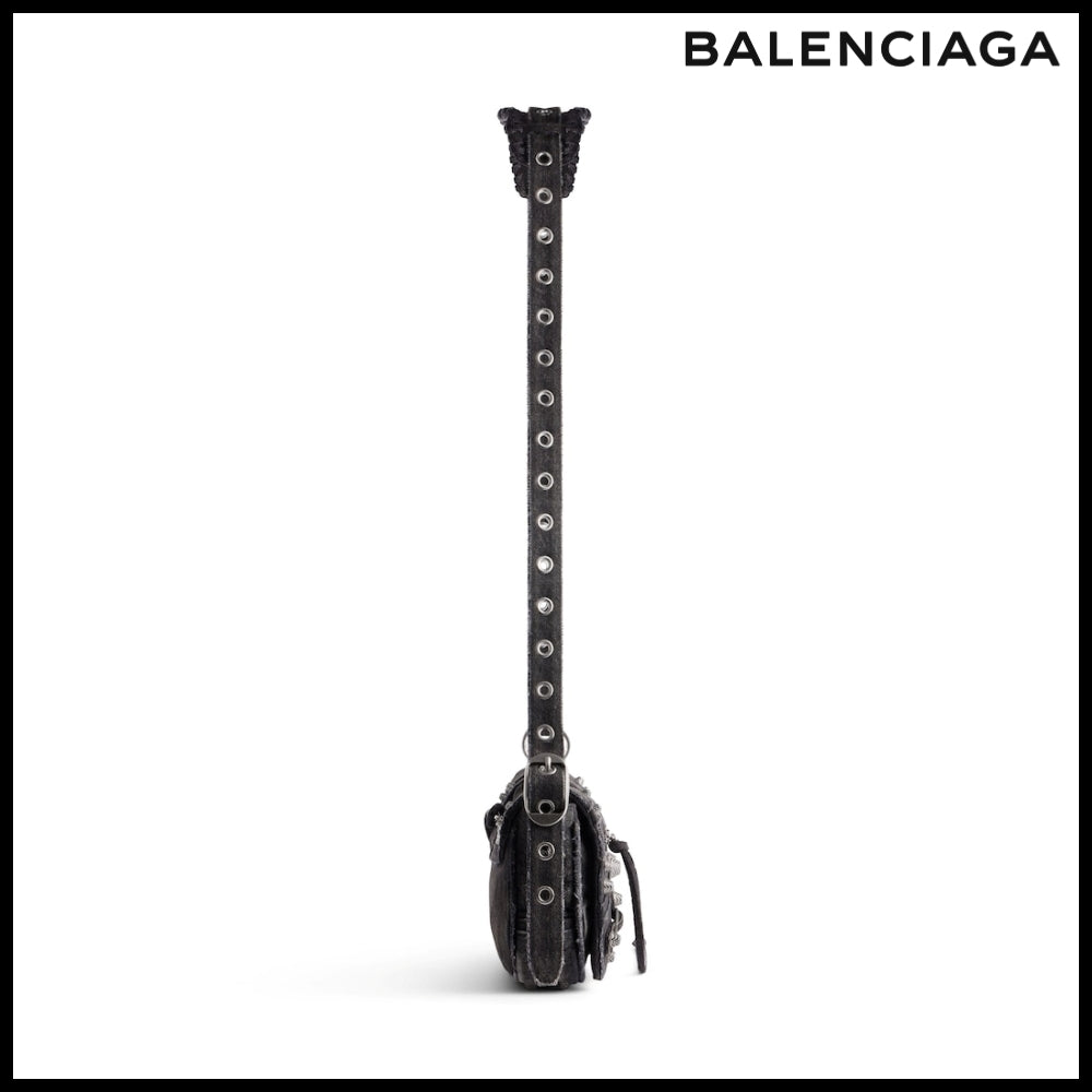 【BALENCIAGA】Le Cagole XS Flap Bag in Black Washed Denim