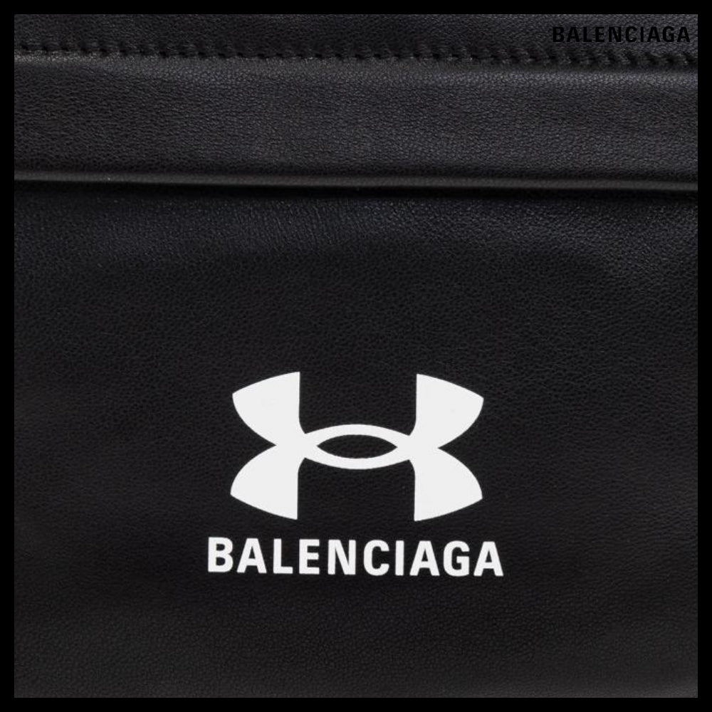 【正規品】BALENCIAGA Under Armour Toiletry Pouch