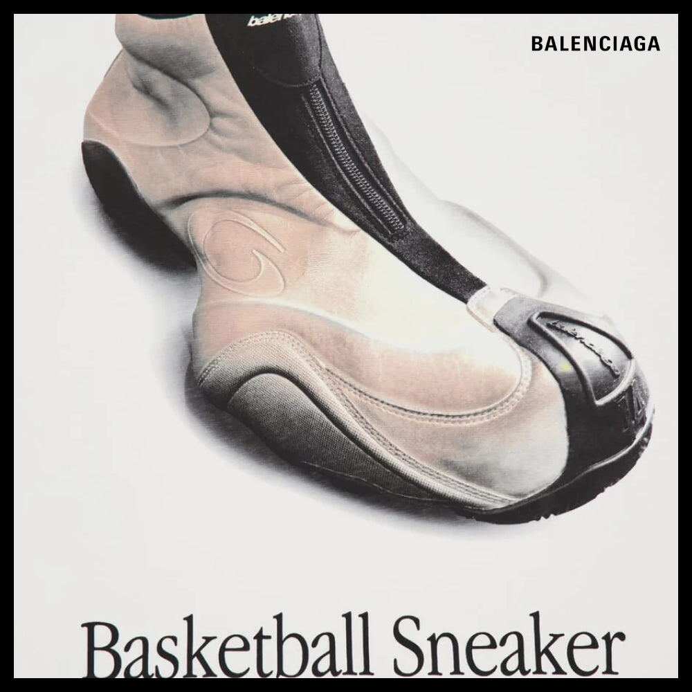 【BALENCIAGA】Oversized Basketball Sneaker T-Shirt in Dirty