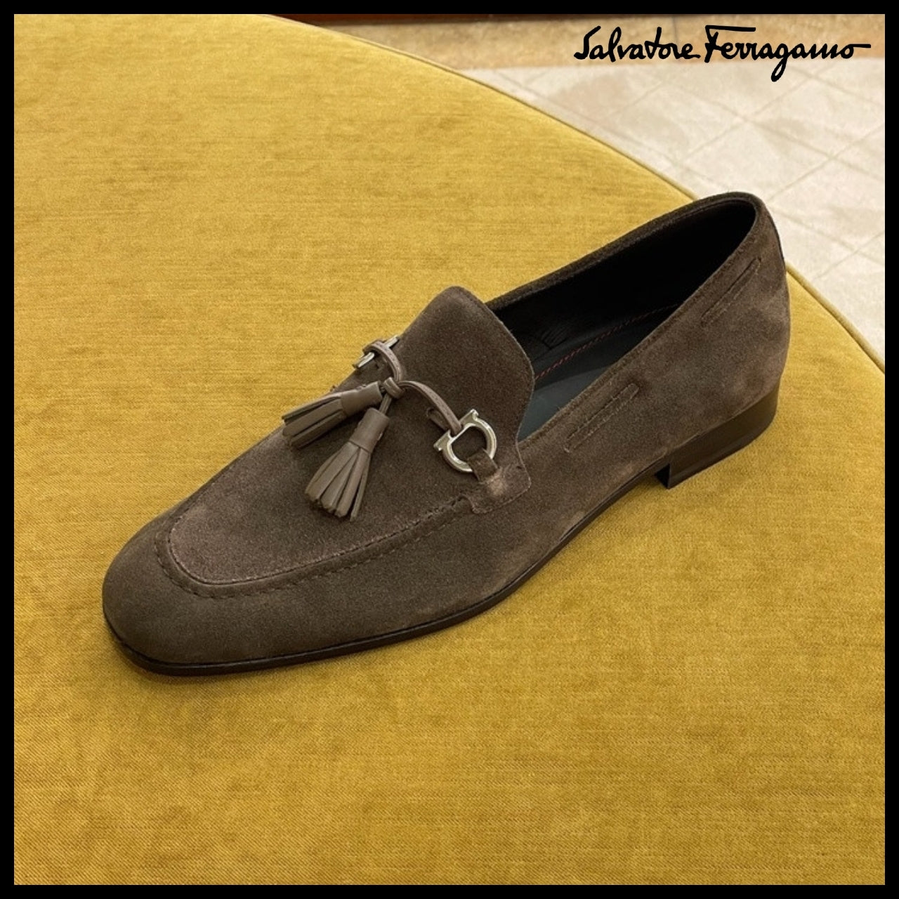 【FERRAGAMO】BASILEA 2 GANCINI TASSEL SUEDE LOAFERS BROWN