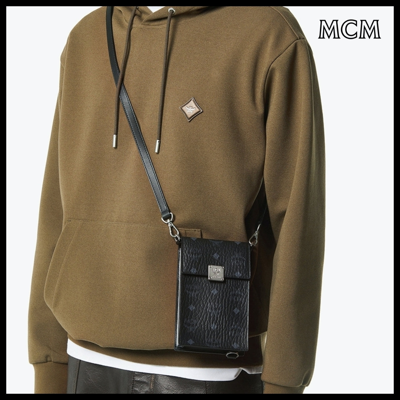 【MCM】Aren visetos phone pouch MXZGSTA11BK