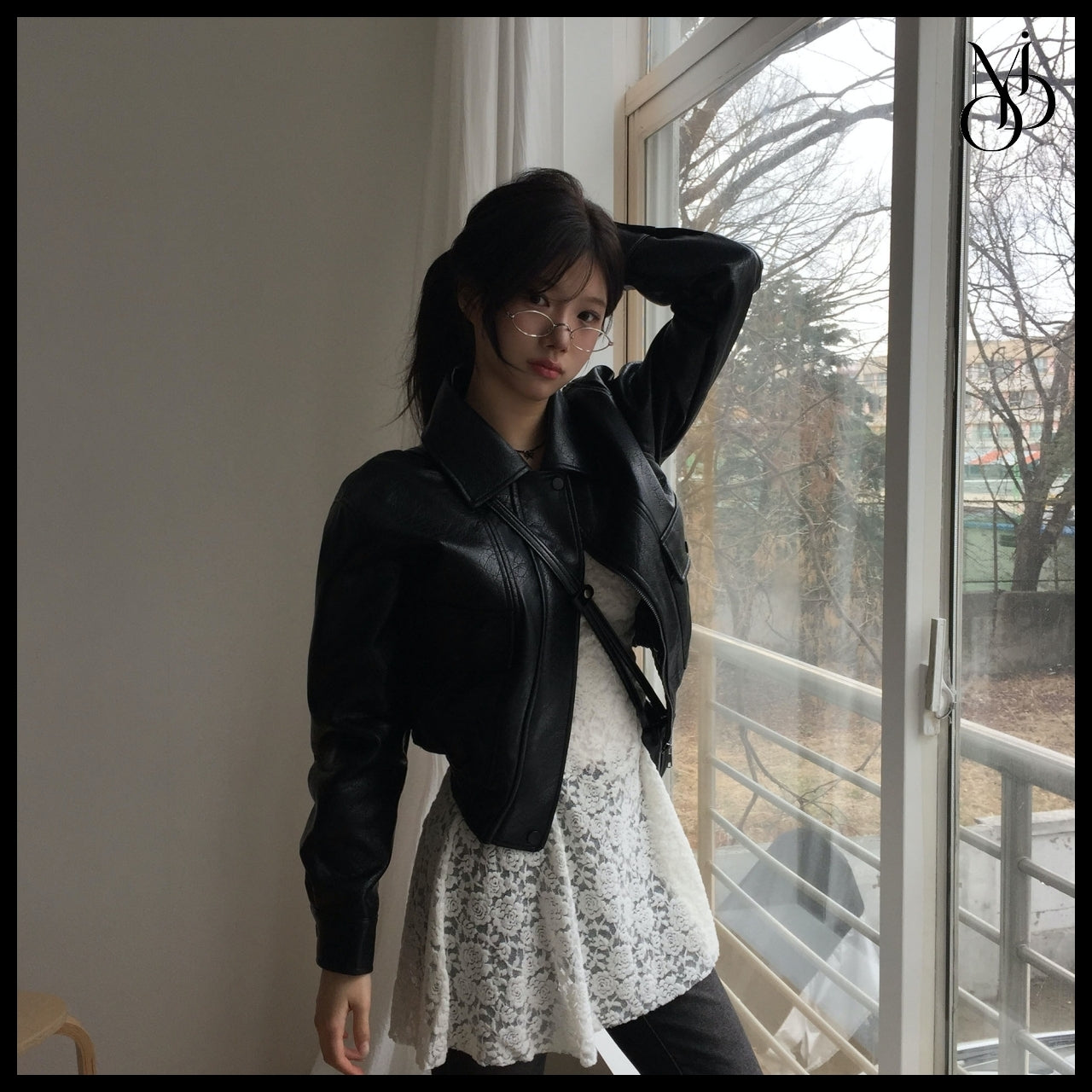 【MODIMOOD】Sailor Half Fit Crop Leather Jacket 2 Colors