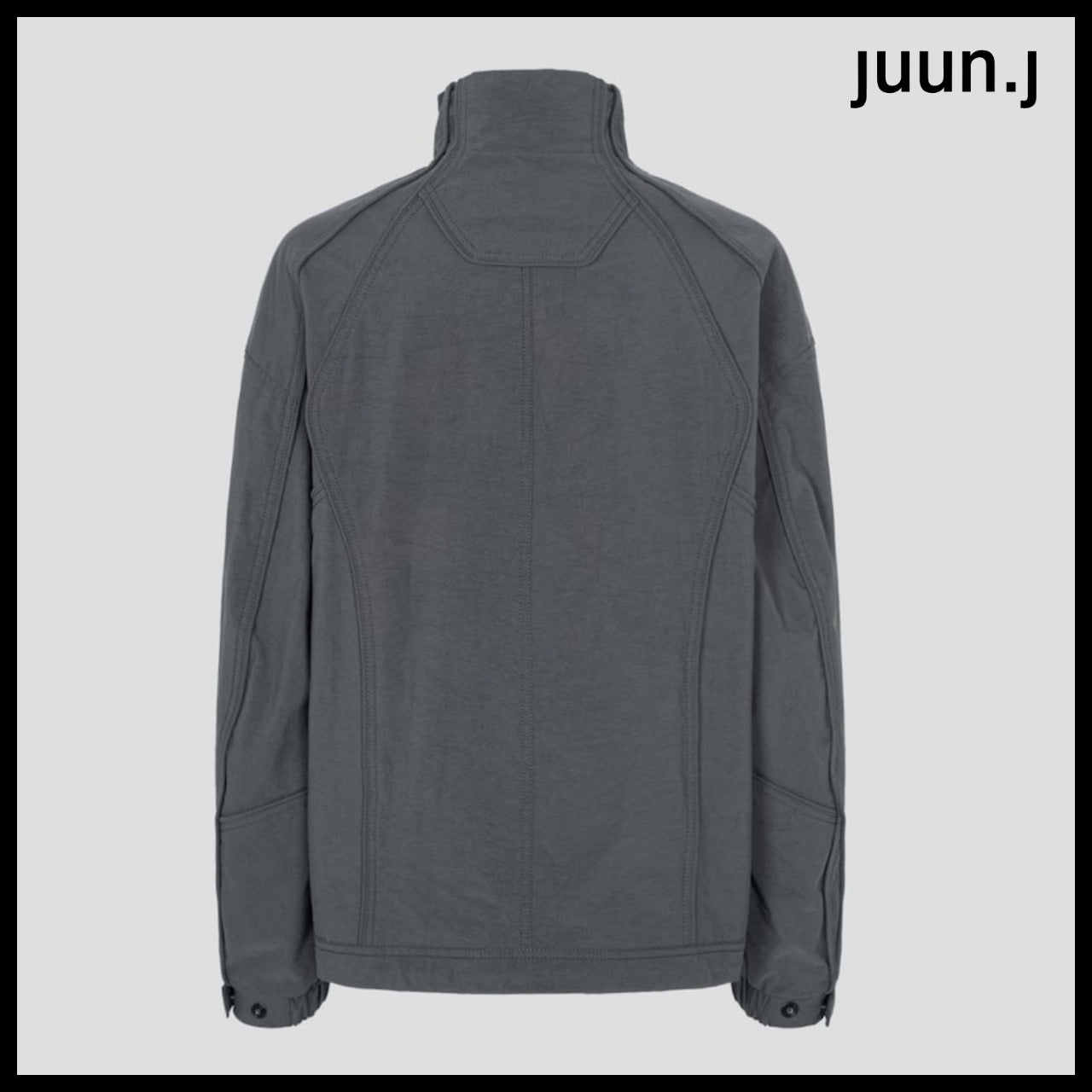 【JUUN.J】Curved Cut Design Stand Collar Jumper Grey