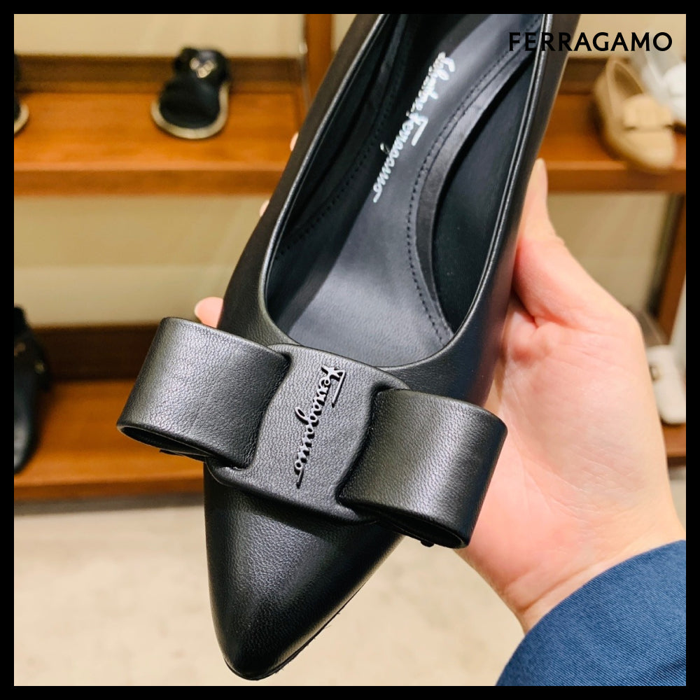 【Ferragamo】VIVA 55 Vara bow mid-heel pumps black