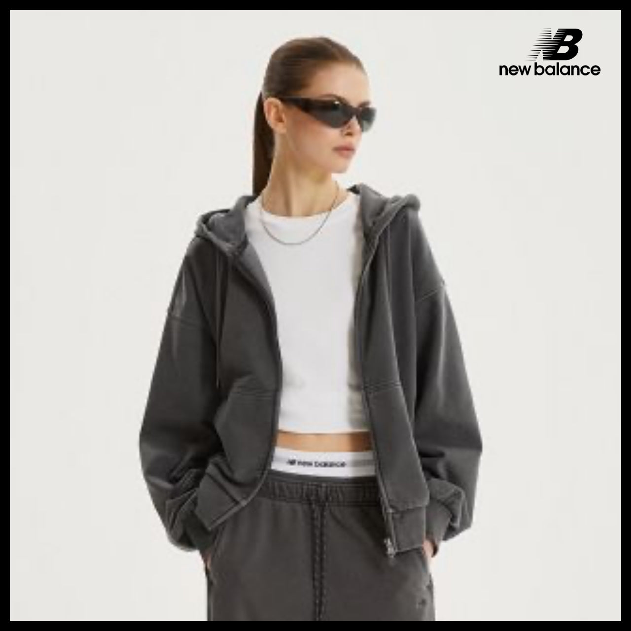 【New Balance】Women Essential Dyeing Hoodie Charcoal