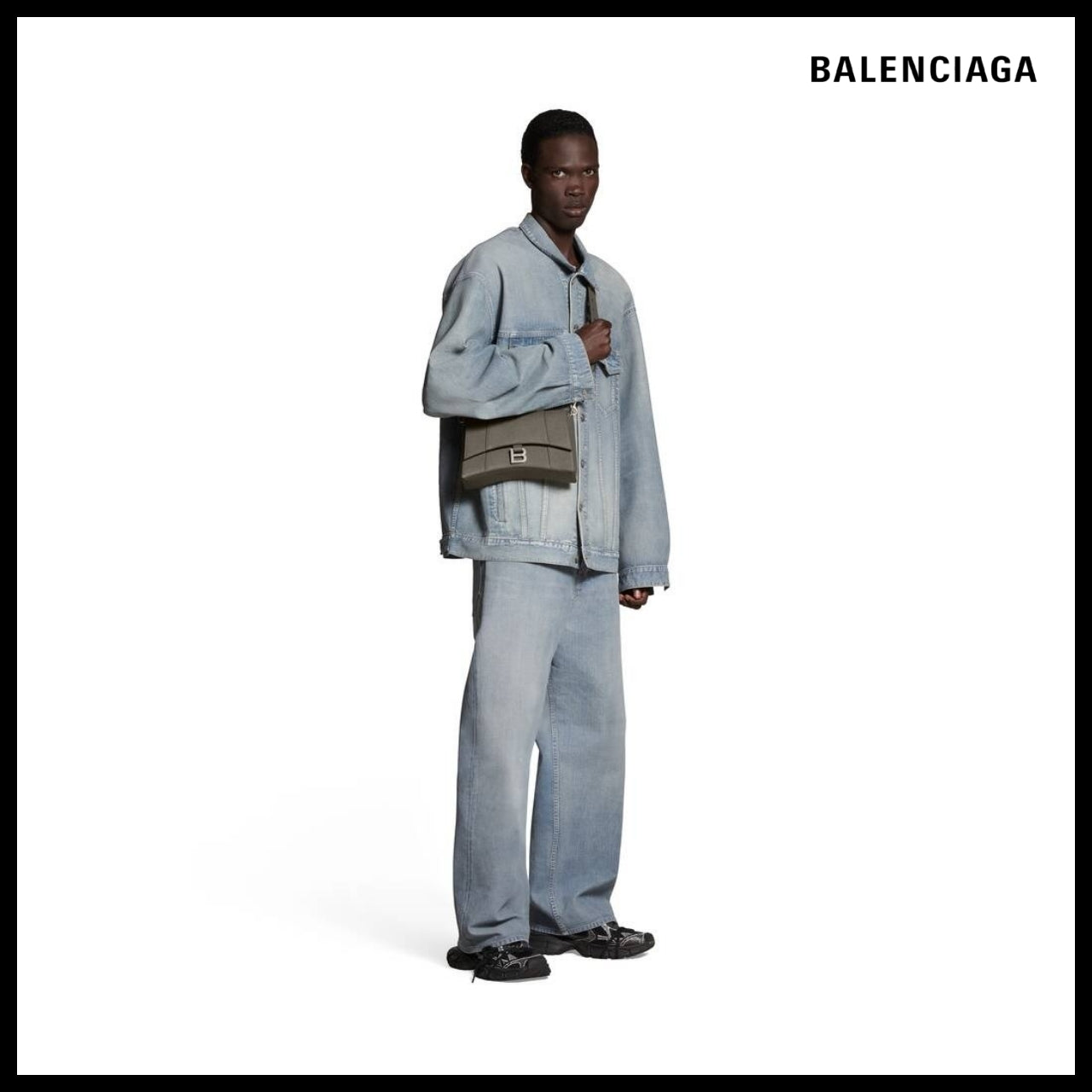 【BALENCIAGA】Downtown XS Crossbody Bag