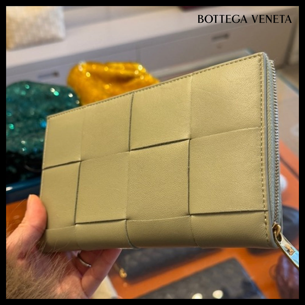 【BOTTEGA VENETA】Intreccio Nappa Leather LongWallet