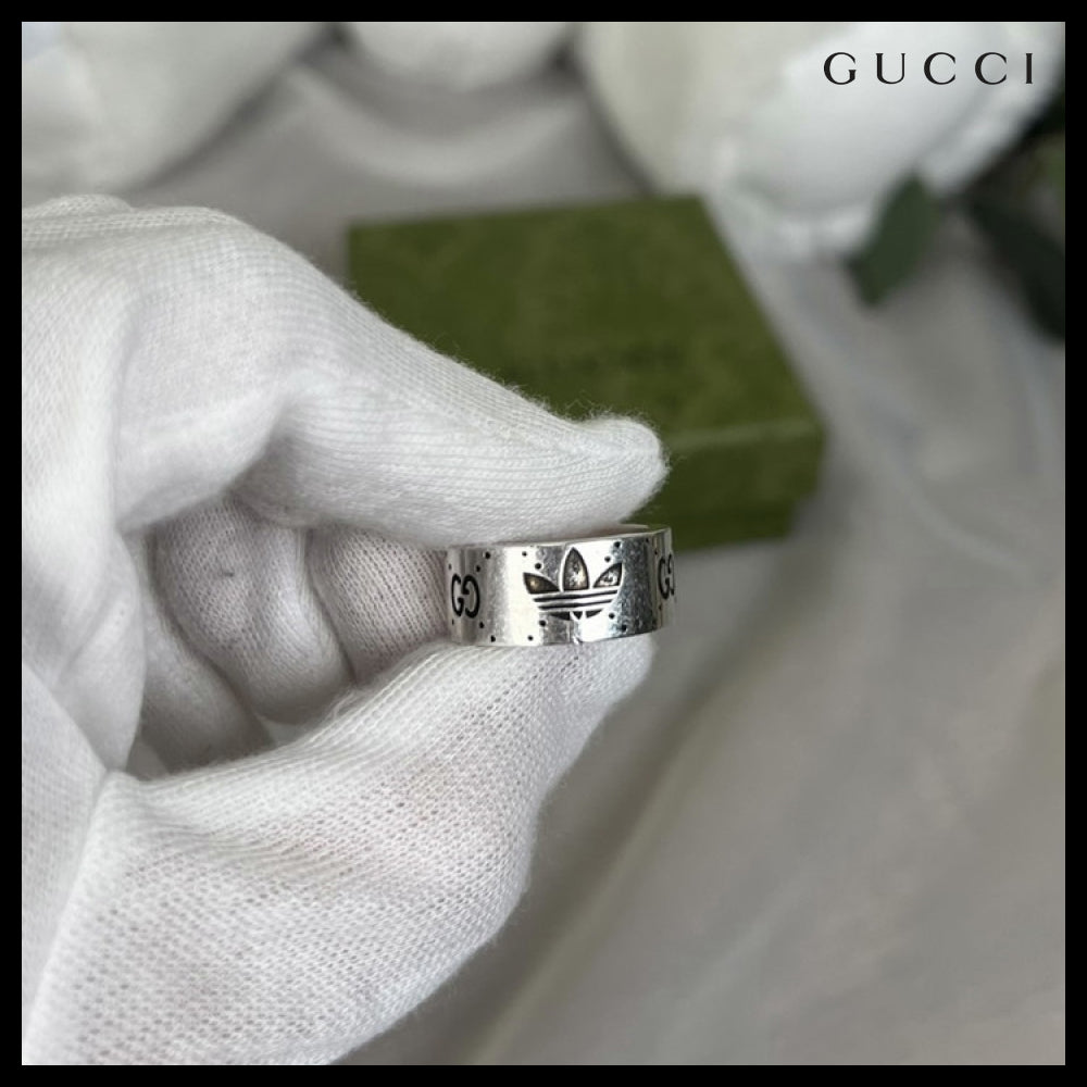 【GUCCI】GUCCI X Adidas Trefoil GG Engraving Sterling Wide