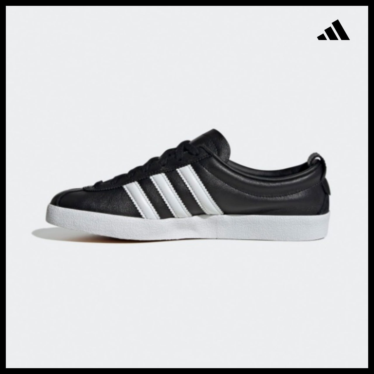 【ADIDAS】 Blanc Minimal Casual