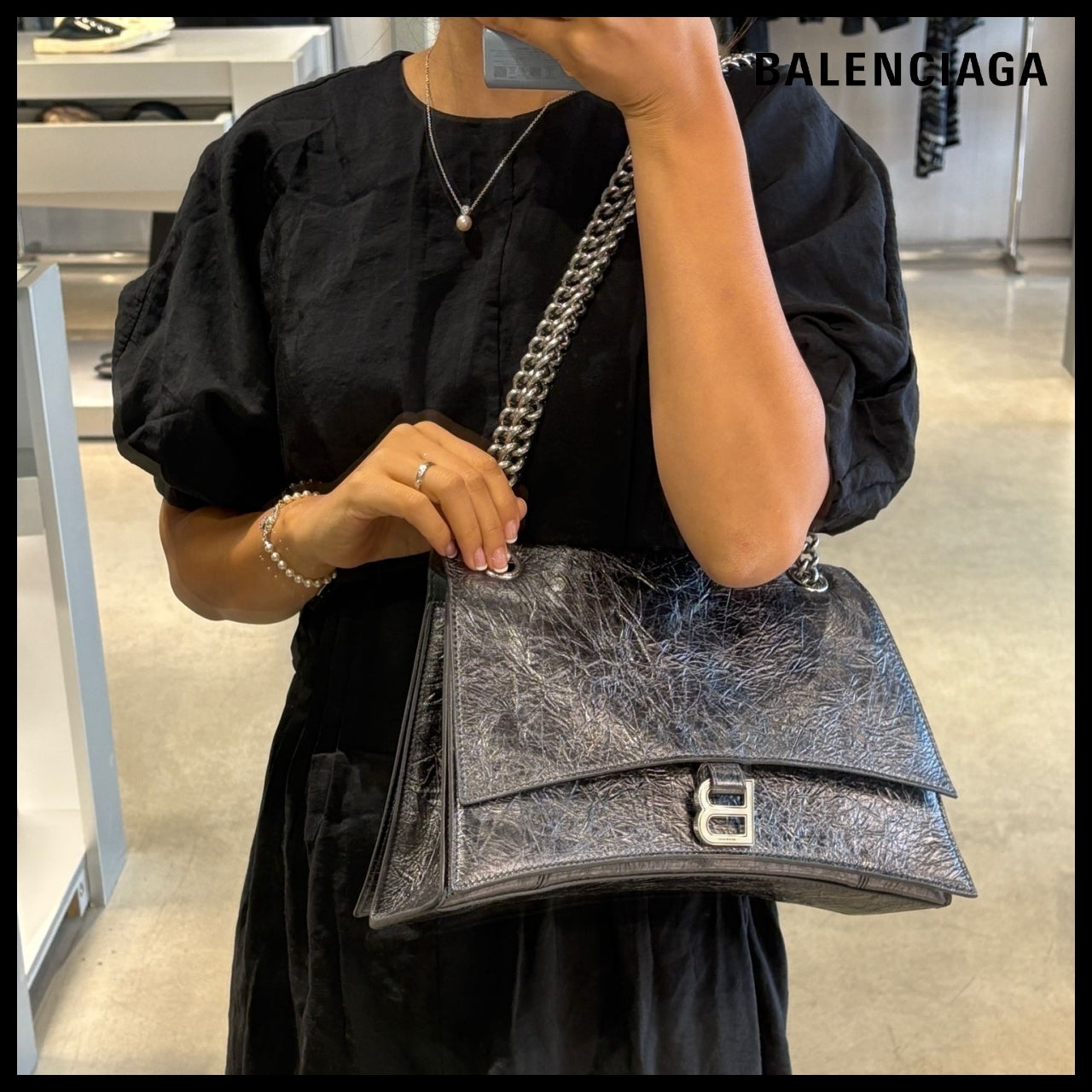 【【BALENCIAGA】B Logo Crush Metallic Calf Leather Large
