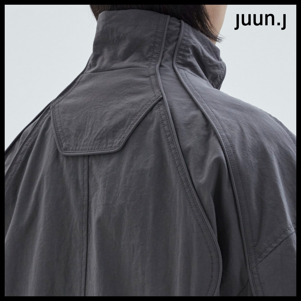 【JUUN.J】Curved Cut Design Stand Collar Jumper Grey