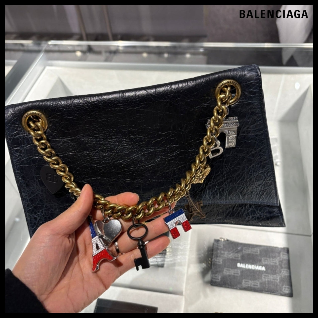 【BALENCIAGA】Crush Chain Small Bag “Paris Souvenir”