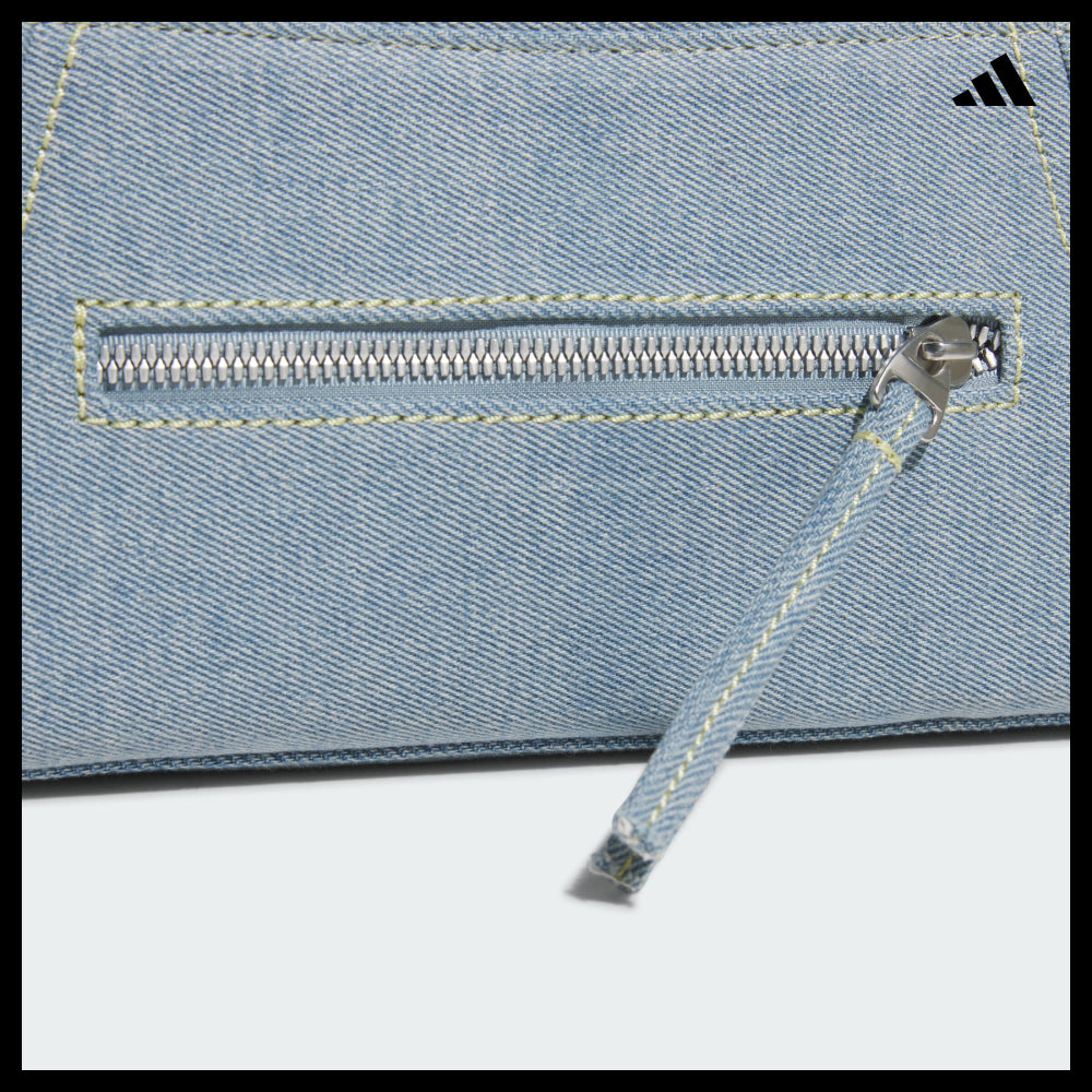 【adidas】D ショルダー バッグ ライトブルー