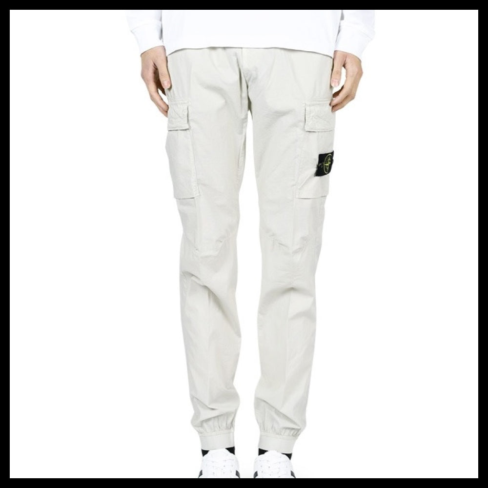 【STONE ISLAND】Wappen Patch Zip Pocket Tapered Cargo Pants