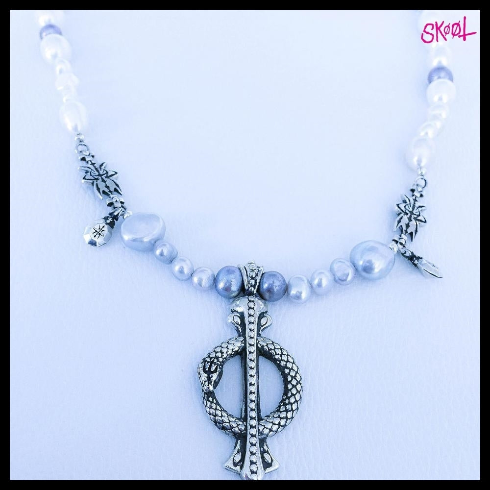 【SKOOT】Snake Eyes Necklace