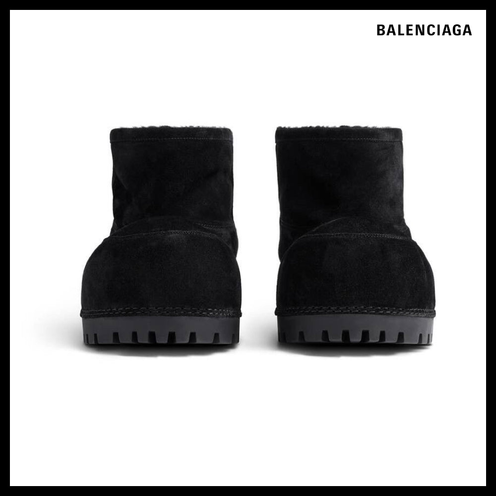 【BALENCIAGA】Alaska Fur Booties Black