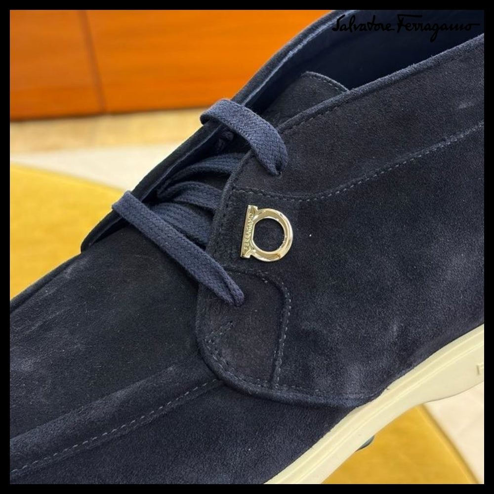 【FERRAGAMO】CERVIA GANCINI LOGO SUEDE LOAFERS NAVY
