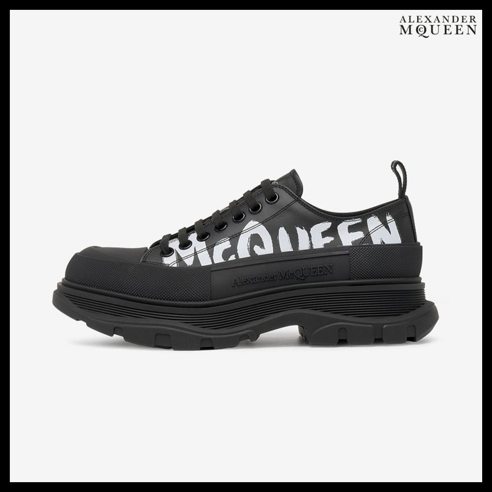 【Alexander Mcqueen】Tread Slick Lace-Up Sneakers BlackWhite